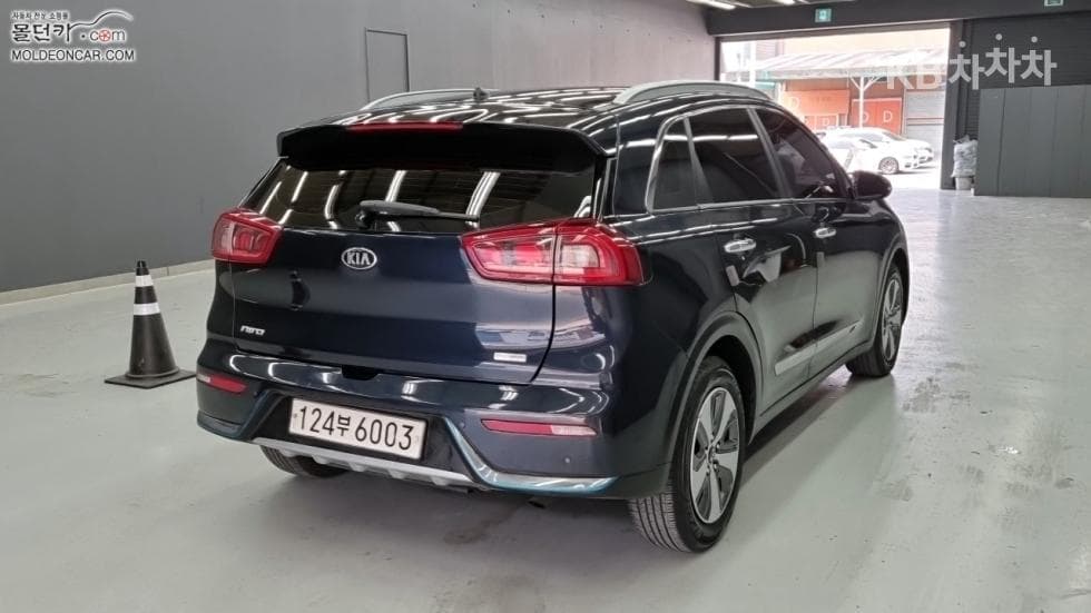 Kia Niro1.6 PHEV Noblesse - 2