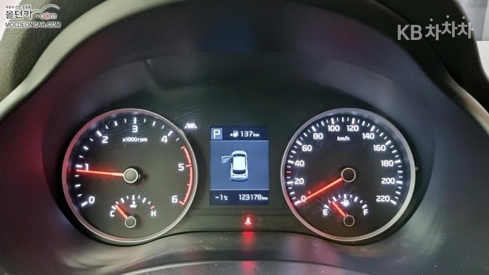 Kia StonicDiesel 1.6 VGT Prestige - 5