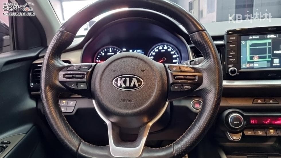 Kia StonicDiesel 1.6 VGT Prestige - 11