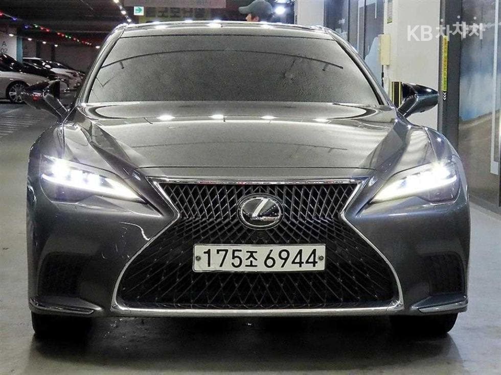 Lexus LS 5세대500 AWD LUXURY - 2