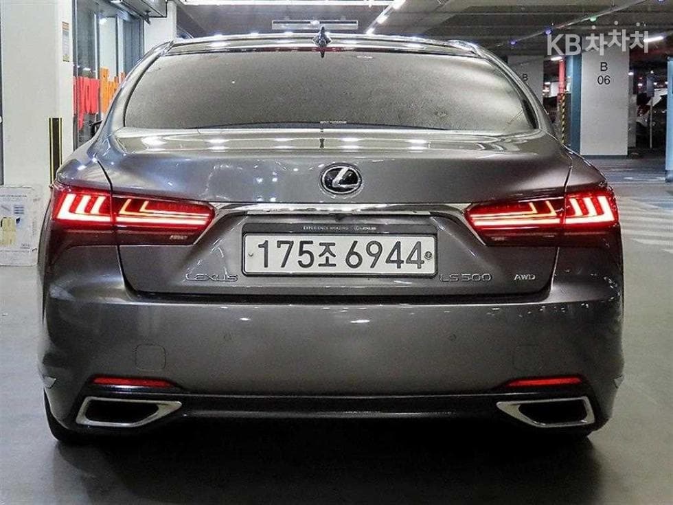 Lexus LS 5세대500 AWD LUXURY - 5