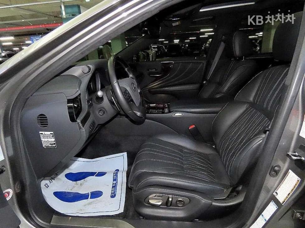 Lexus LS 5세대500 AWD LUXURY - 6