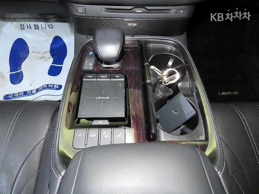 Lexus LS 5세대500 AWD LUXURY - 12