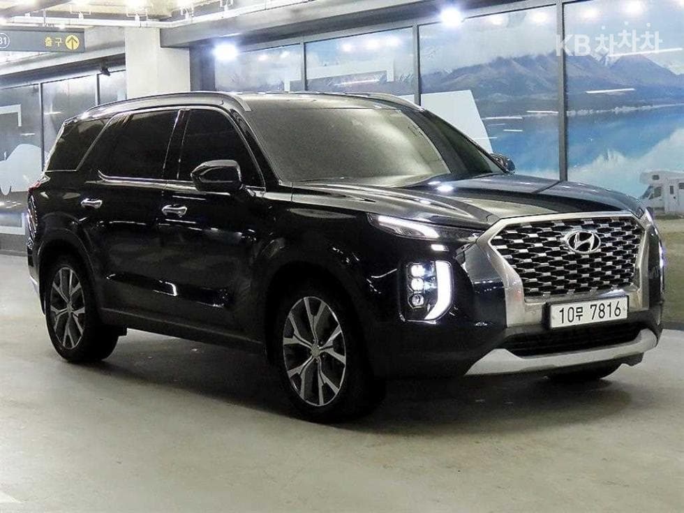 Hyundai Palisade 2.2 Diesel 8-seater AWD Exclusive - Image 1