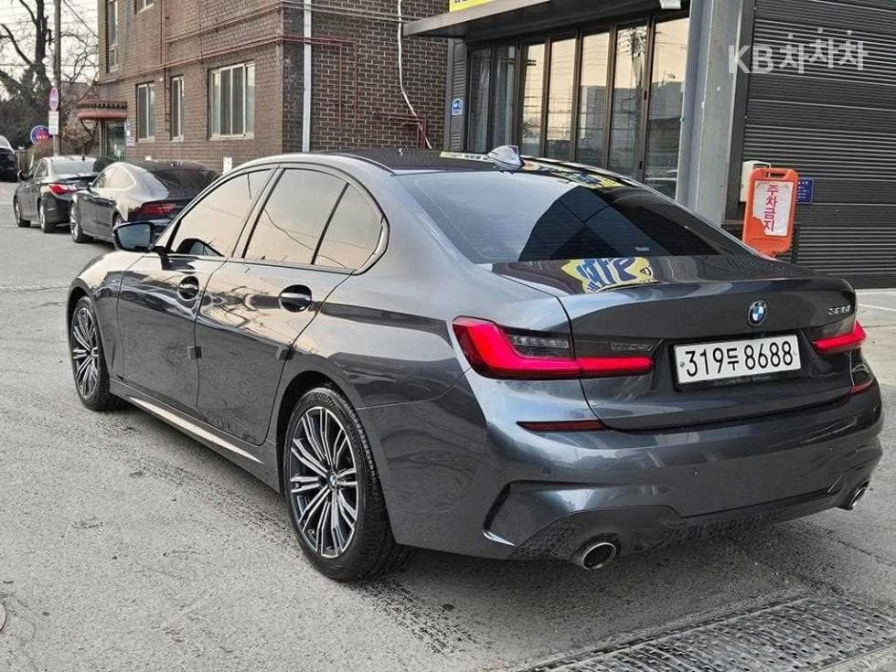 BMW 3 Серия (G20)320i M Sport - 3