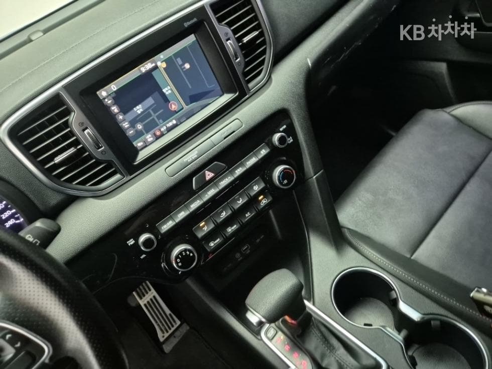 Kia Sportage 4th generationDiesel 2.0 2WD Trendy - 10