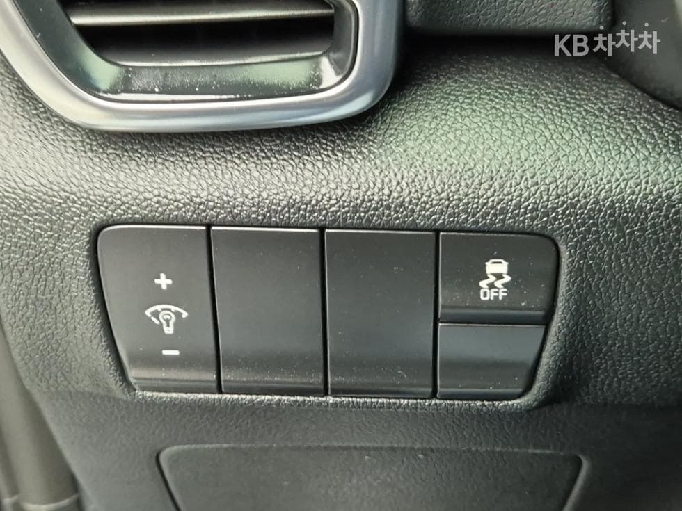 Kia Sportage 4th generationDiesel 2.0 2WD Trendy - 16