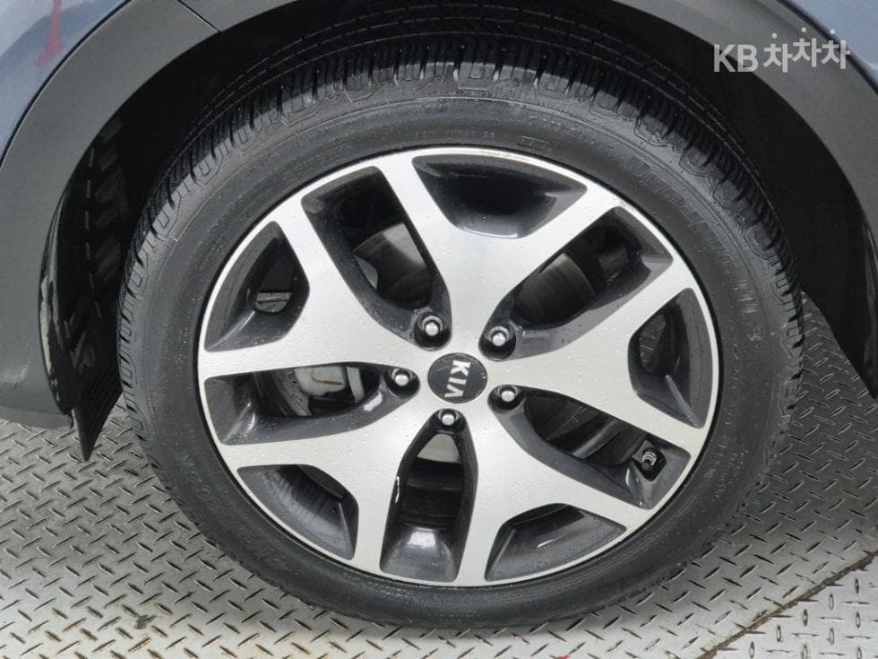 Kia Sportage 4th generationDiesel 2.0 2WD Trendy - 19