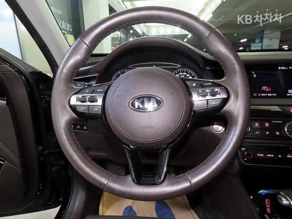 Kia All New K73.3 GDI Noblesse Special (special feature/edition) - 8