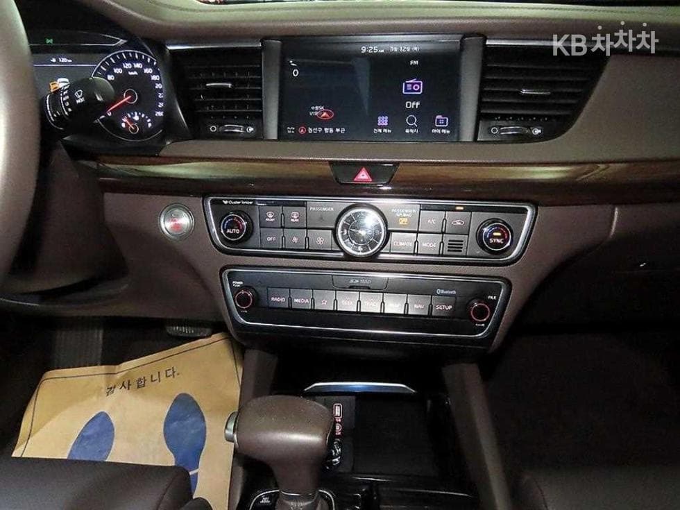 Kia All New K73.3 GDI Noblesse Special (special feature/edition) - 11