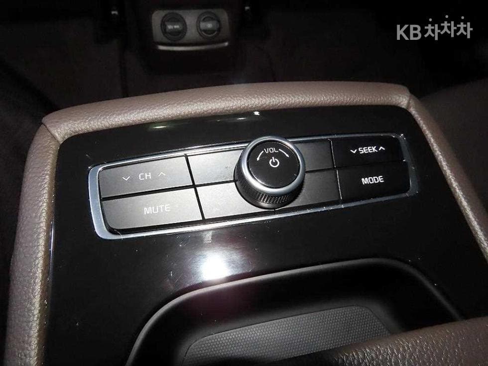 Kia All New K73.3 GDI Noblesse Special (special feature/edition) - 16