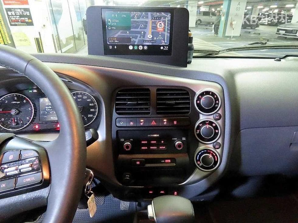 Kia The New (facelift) Bongo 3 (light truck)LPG 1 Ton Double Cab Extra Long 2WD GLS - 12
