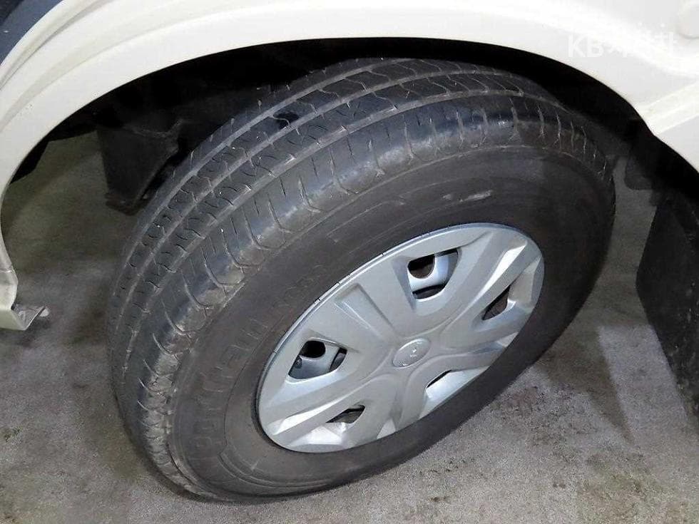 Kia The New (facelift) Bongo 3 (light truck)LPG 1 Ton Double Cab Extra Long 2WD GLS - 18