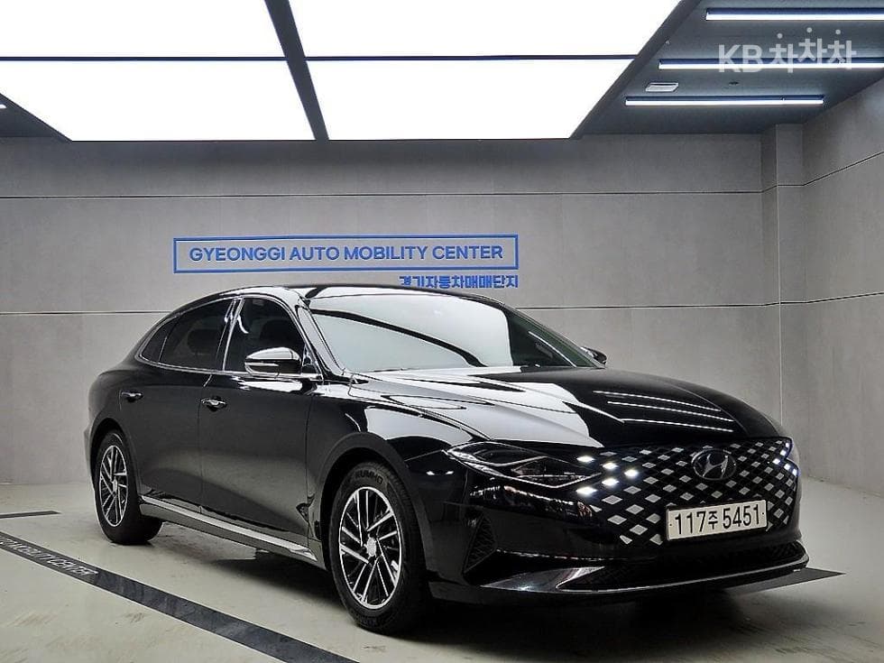 Хюндай The New (фейслифт) Grandeur (Azera) 2.5 Premium 초이스 - Image 1