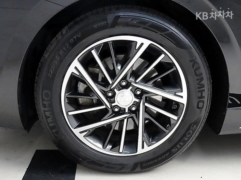 Хюндай The New (фейслифт) Grandeur (Azera)2.5 Premium 초이스 - 19