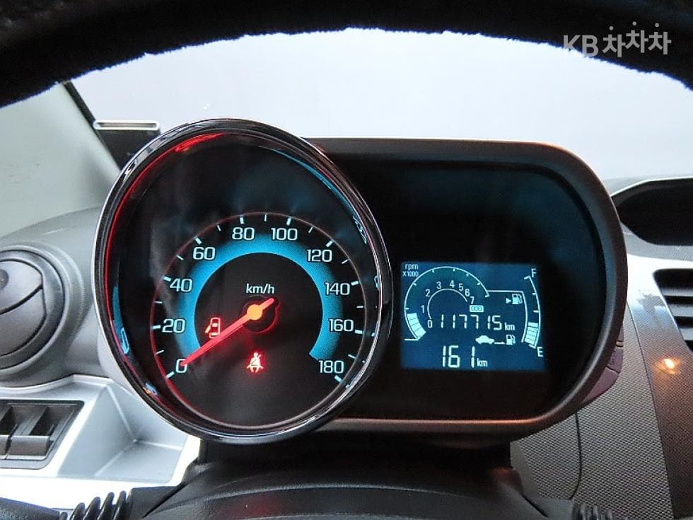 Джи Ем Корея Chevrolet СпаркLT Стандартен - 8