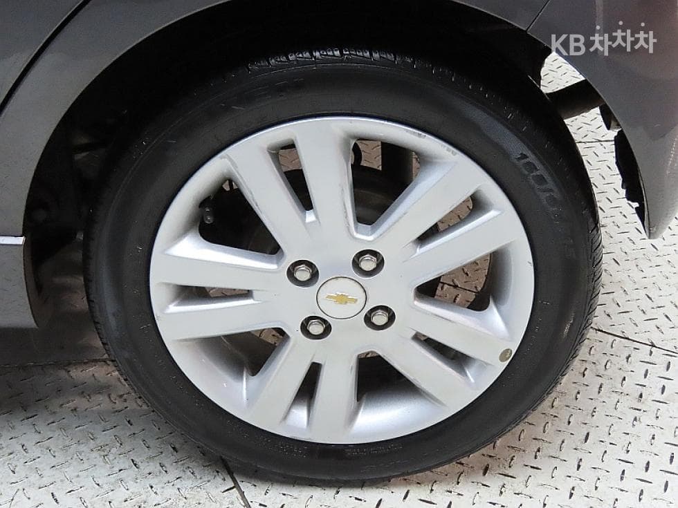 Джи Ем Корея Chevrolet СпаркLT Стандартен - 20