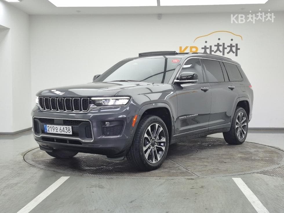 지프 그랜드 체로키(WL) 3.6 Gasoline L Overland - Image 1