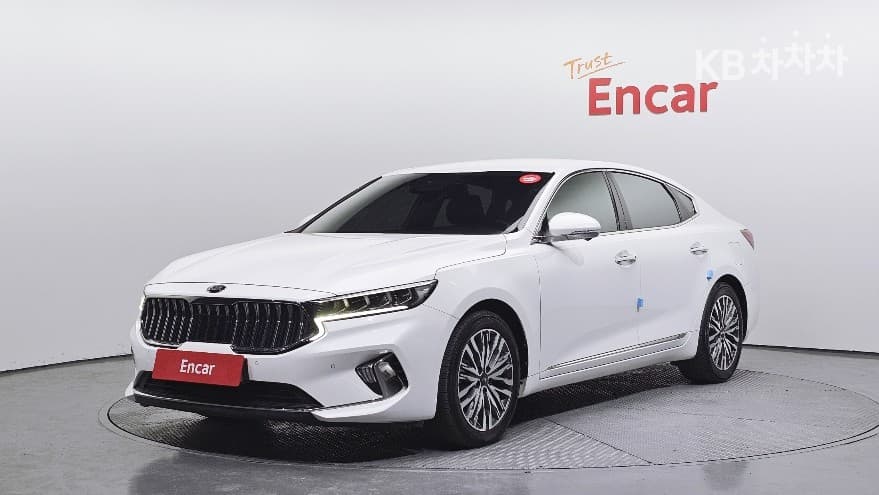 Kia K7 Premiere Hybrid 2.4 HEV Signature - Image 1