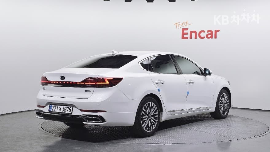 Kia K7 Premiere Hybrid2.4 HEV Signature - 2