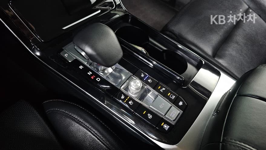 Kia K7 Premiere Hybrid2.4 HEV Signature - 9