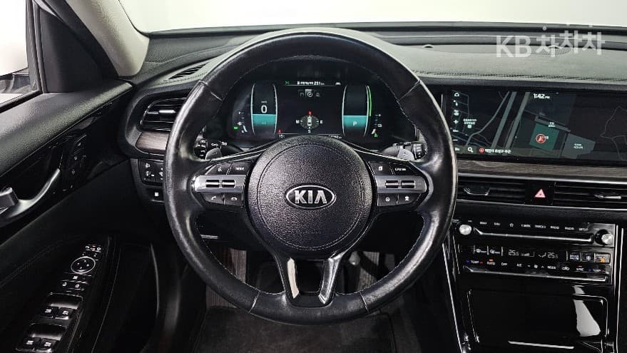 Kia K7 Premiere Hybrid2.4 HEV Signature - 16