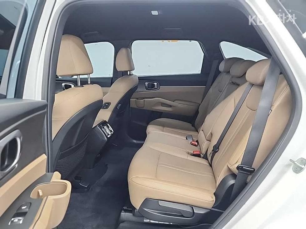Киа The New (фейслифт) Sorento MQ42.2 Дизел 2WD Престиж - 12