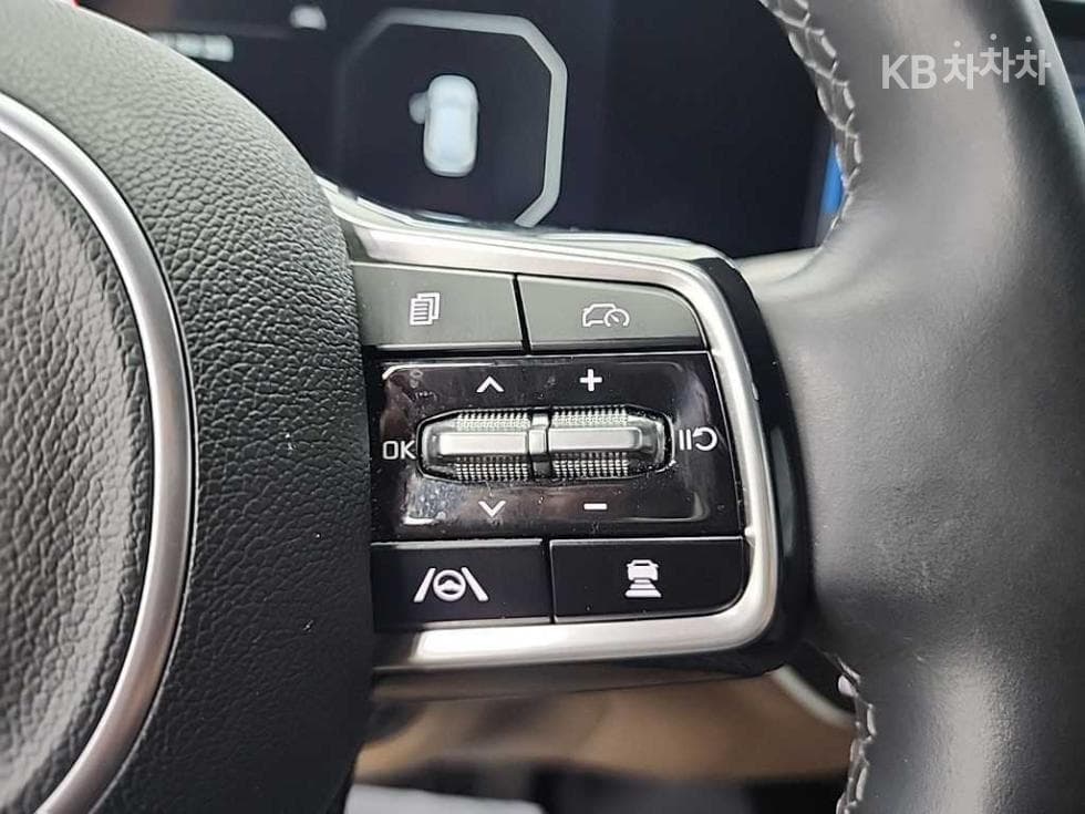 Киа The New (фейслифт) Sorento MQ42.2 Дизел 2WD Престиж - 18