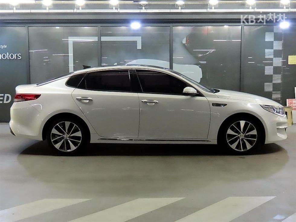 Kia K5 Second generation2.0 Gasoline MX Noblesse - 3