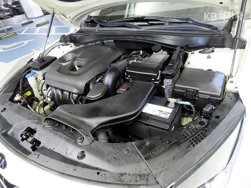 Kia K5 Second generation2.0 Gasoline MX Noblesse - 19