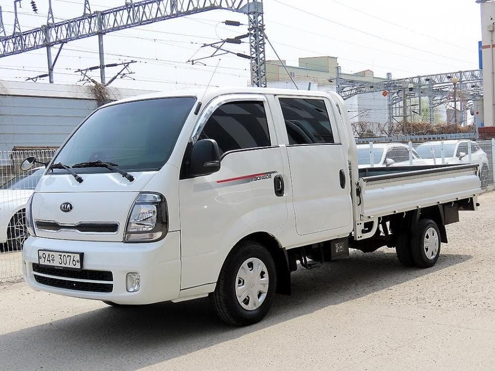 Киа The New (фейслифт) Бонго 3 (лек) 1 тон Двойна Кабина Удължено междуосие 2WD GL - Image 1
