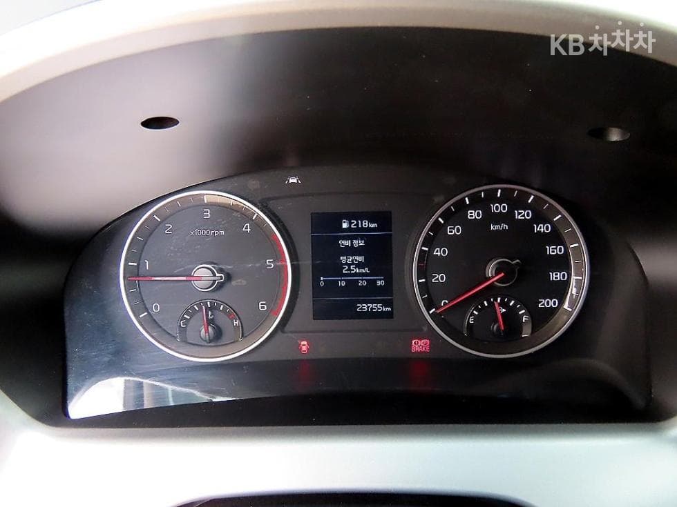 Kia The New (facelift) Bongo 3 (light truck)1 Ton Double Cab Extra Long 2WD GL - 10