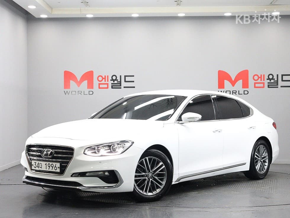 Hyundai Grandeur (Azera)IG 2.4 Modern Standard - Image 1
