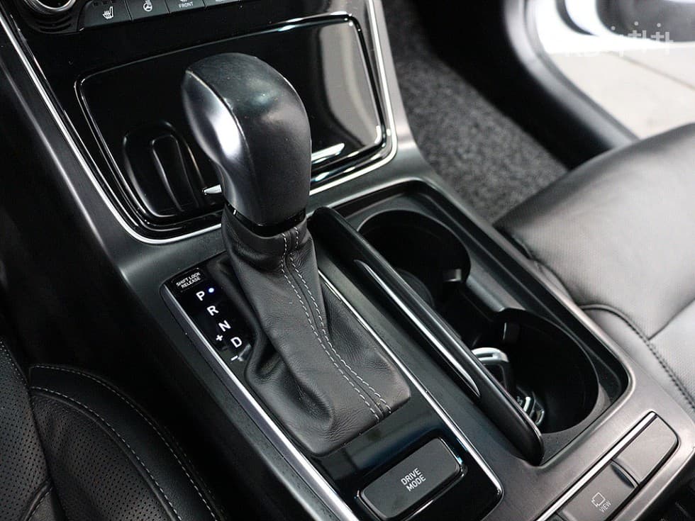 Hyundai Grandeur (Azera)IG2.4 Modern Standard - 14