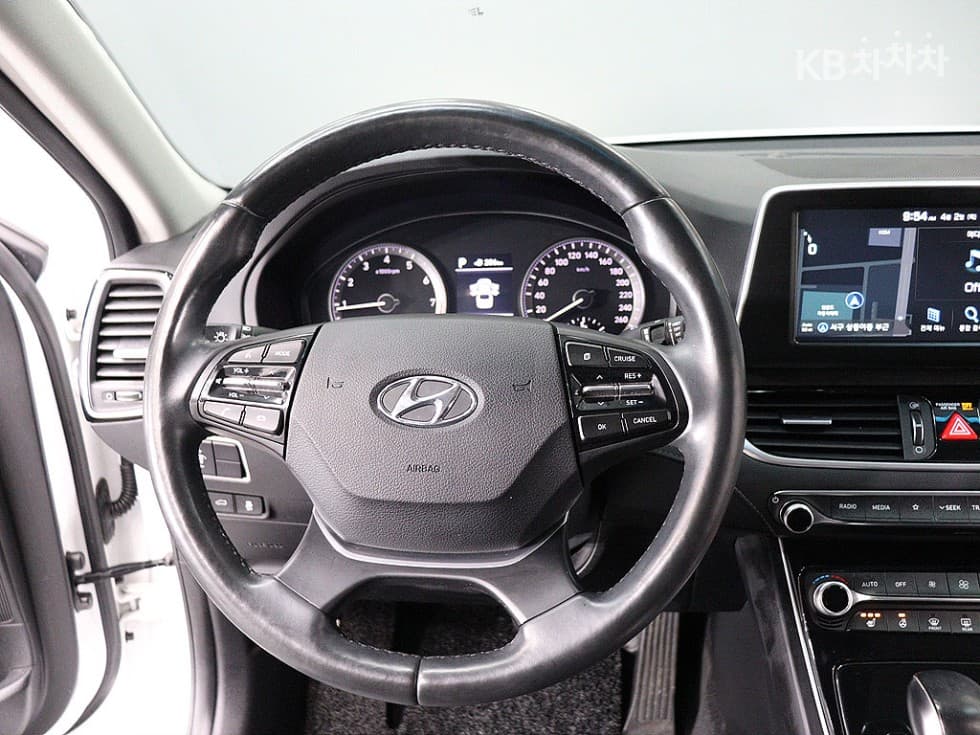 Hyundai Grandeur (Azera)IG2.4 Modern Standard - 10