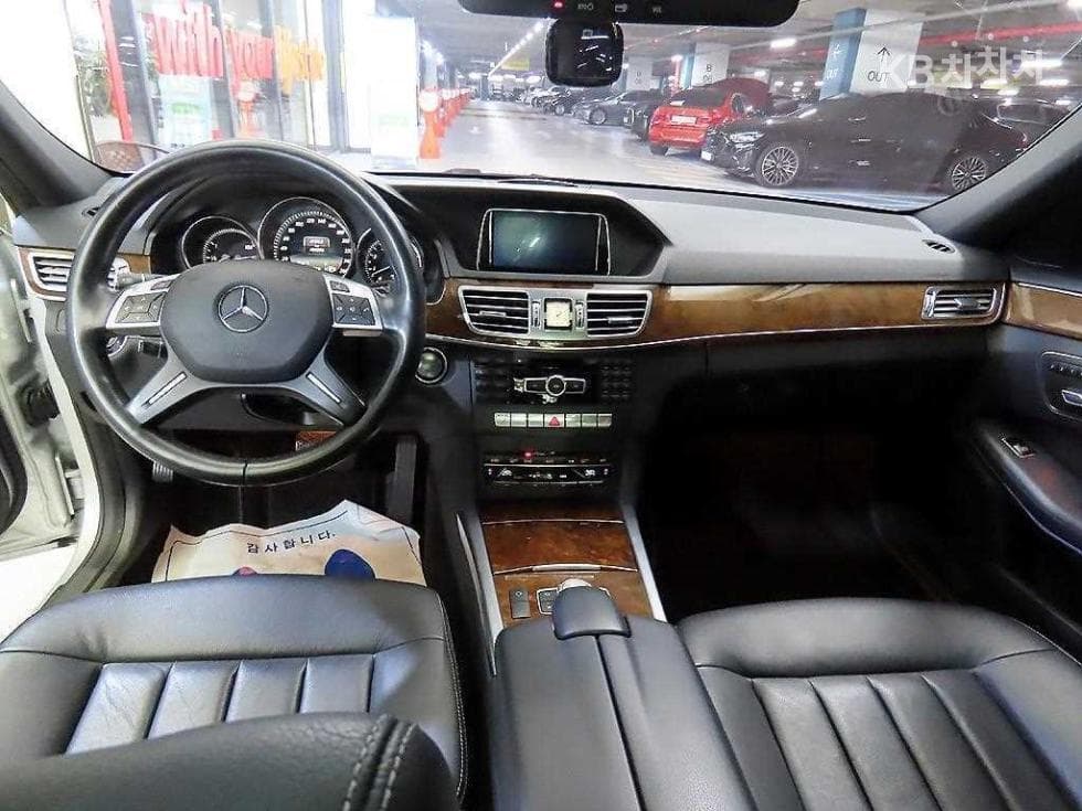 Mercedes-Benz New E-ClassE300 엘레강스 W212 - 9