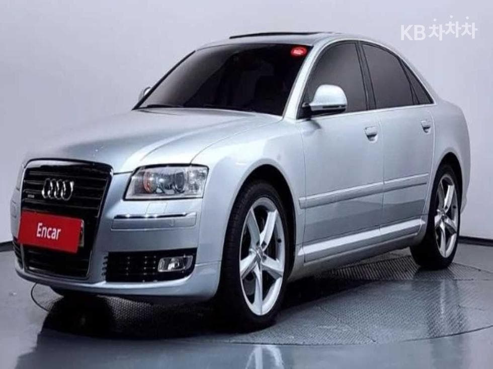 Audi NEW A8 4.2 FSI 콰트로 D4 - Image 1
