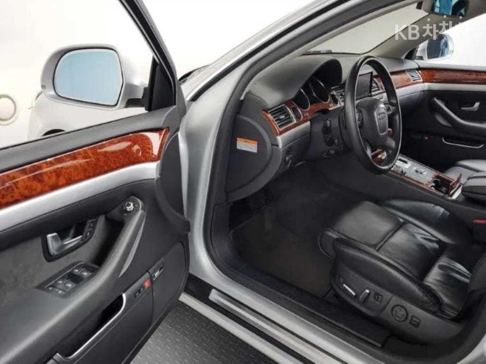 Audi NEW A84.2 FSI 콰트로 D4 - 8