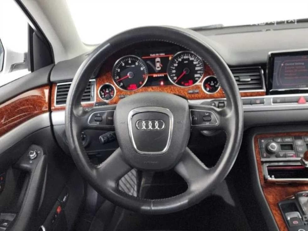 Audi NEW A84.2 FSI 콰트로 D4 - 11