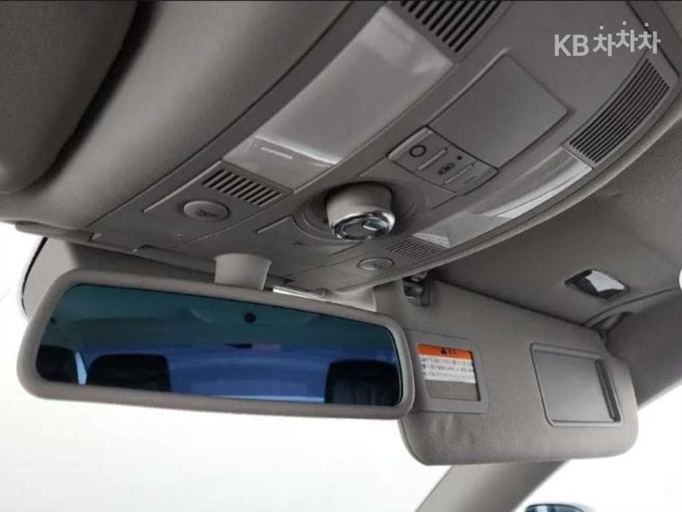Audi NEW A84.2 FSI 콰트로 D4 - 15