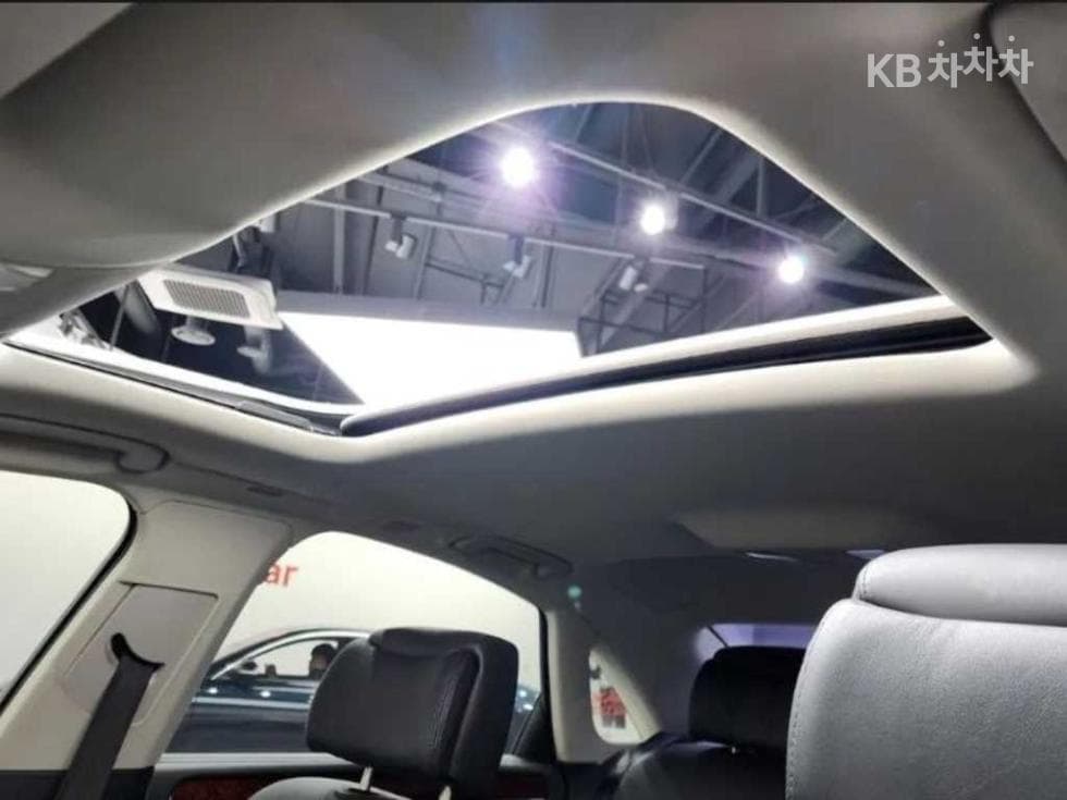 Audi NEW A84.2 FSI 콰트로 D4 - 18