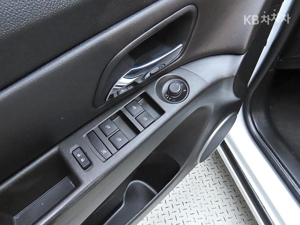 GM Korea Amazing New (facelift/refresh; particularly for Cruze) Cruze1.4 Turbo LT Deluxe Pack - 14
