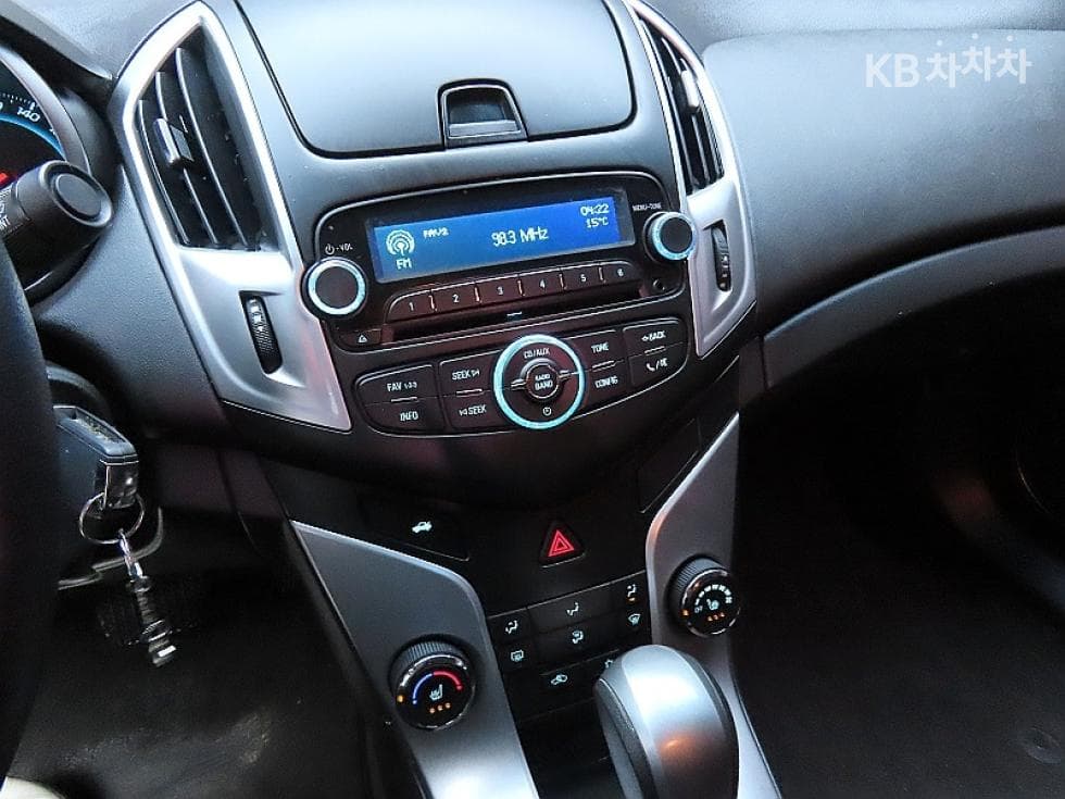 GM Korea Amazing New (facelift/refresh; particularly for Cruze) Cruze1.4 Turbo LT Deluxe Pack - 17