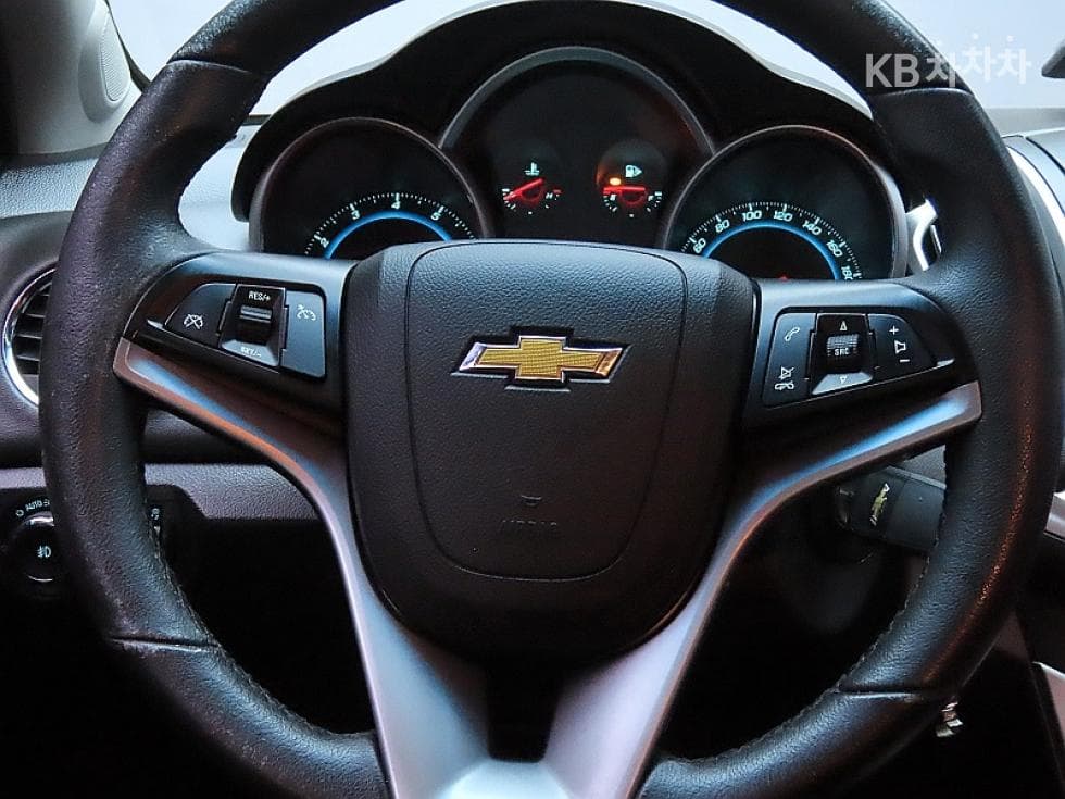 GM Korea Amazing New (facelift/refresh; particularly for Cruze) Cruze1.4 Turbo LT Deluxe Pack - 18