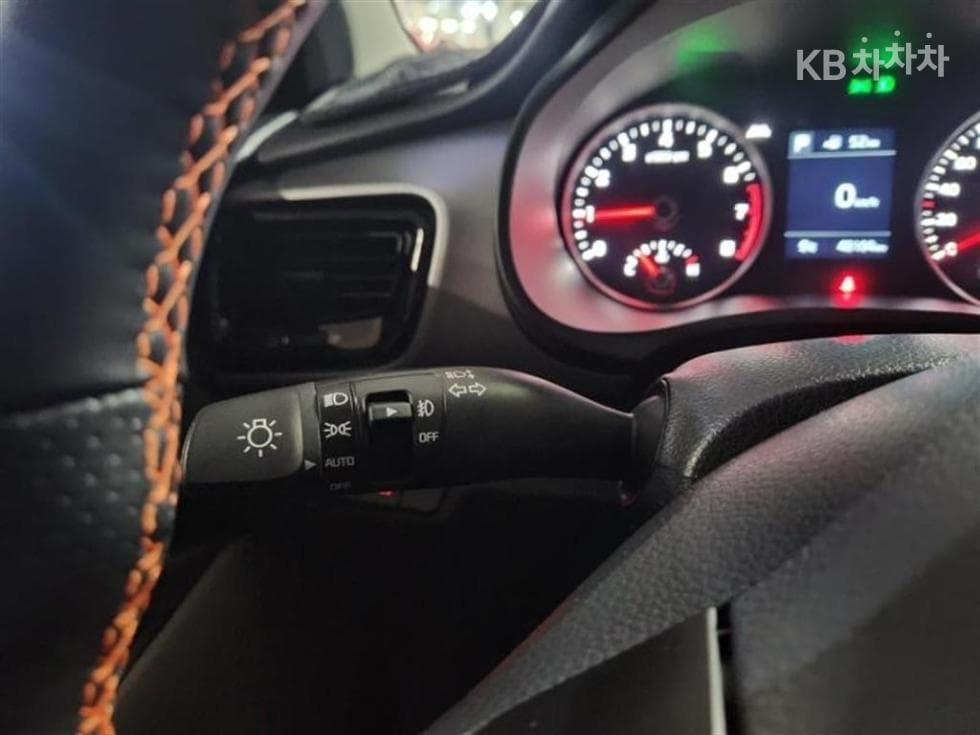 Kia StonicGasoline 1.0 Turbo Gasoline Direct Injection Prestige - 11