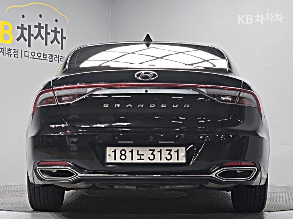 Hyundai The New (facelift) Grandeur (Azera) Hybrid2.4 Premium 초이스 - 4