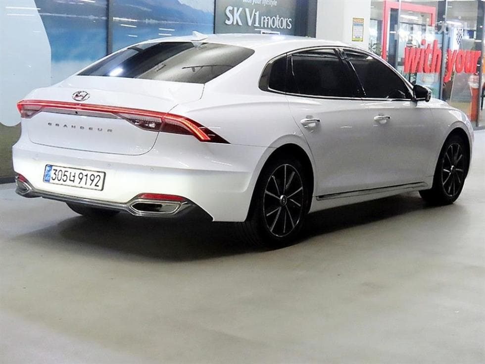 Хюндай The New (фейслифт) Grandeur (Azera)2.5 Le Blanc - 4