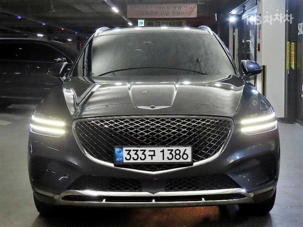 Genesis GV70Gasoline 2.5T AWD - 3
