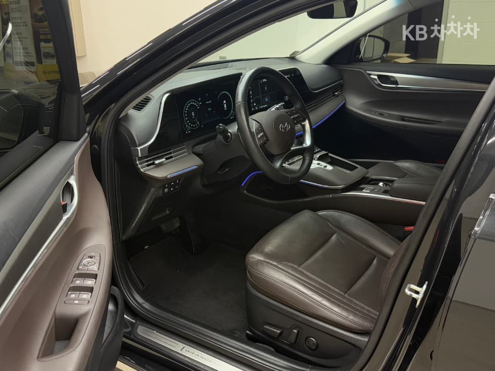 Хюндай The New (фейслифт) Grandeur (Azera)2.5 Premium 초이스 - 5