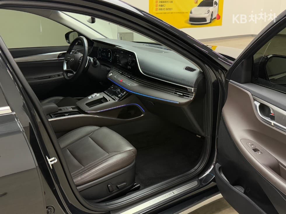 Хюндай The New (фейслифт) Grandeur (Azera)2.5 Premium 초이스 - 9